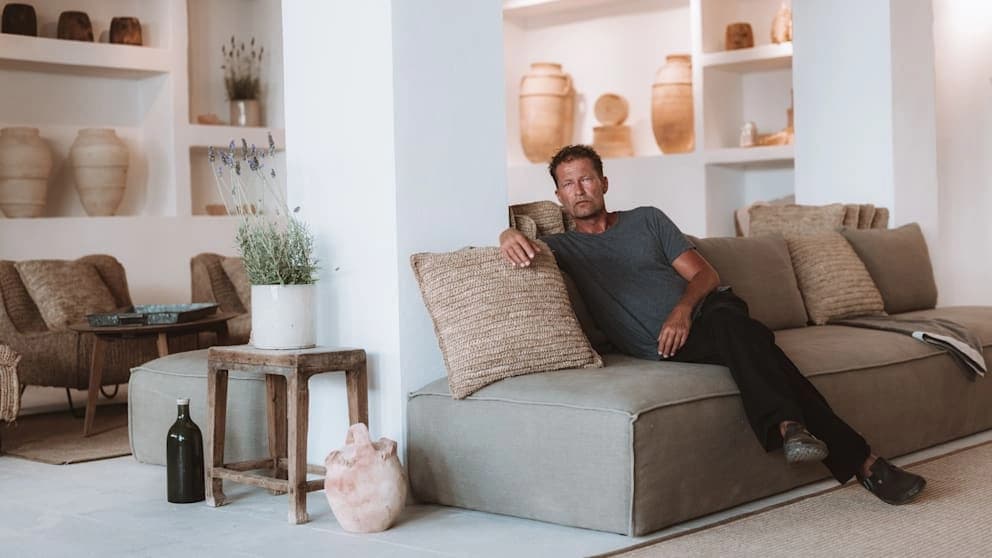 Til Schweiger in seinem „Barefoot“-Hotel auf Mallorca, wo er derzeit seinen Lebensmittelpunkt hat