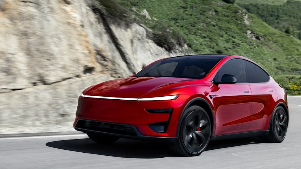 Tesla Model Y Performance im Fokus.