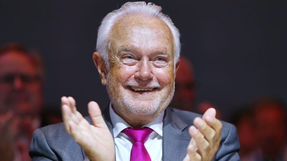 Erstmals seit 18 Monaten wieder im Bundestag: Wolfgang Kubicki (74) und die FDP.