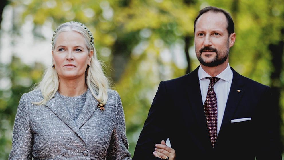 Haakons und Mette-Marits Hochzeitstag trägt einen Fluch