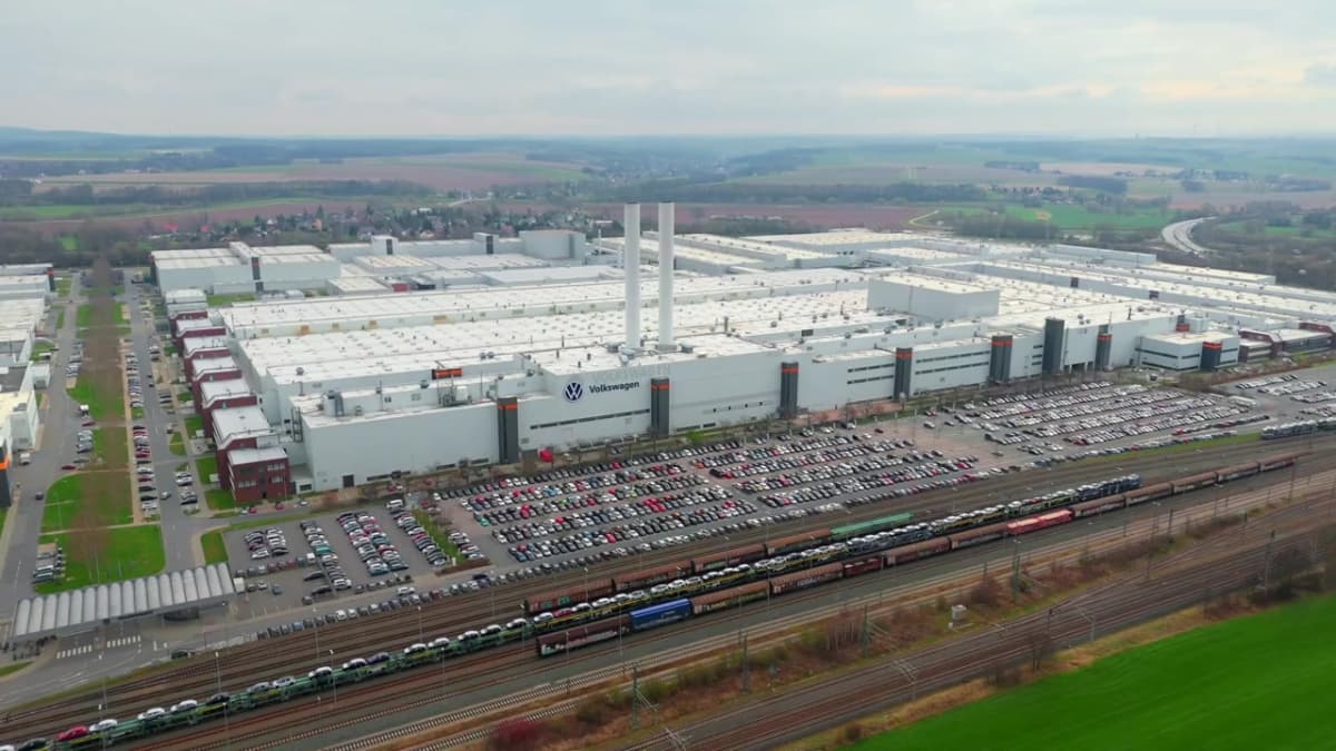 Zwei der vier gefährdeten VW-Standorte könnten gerettet werden – ein Hoffnungsschimmer für das Werk in Zwickau.
