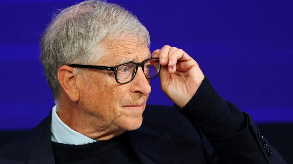 Bill Gates (70), Mitbegründer von Microsoft, zeigt sich besorgt über künstliche Intelligenz.